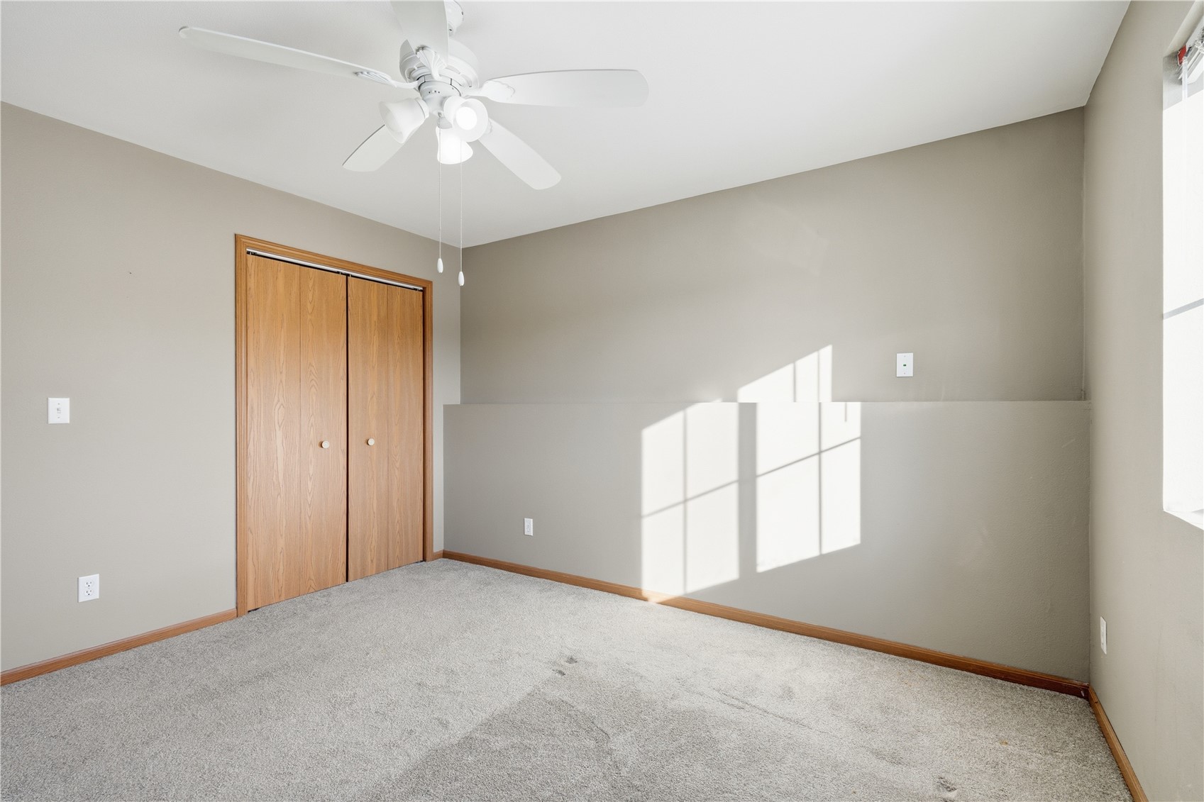 6410 Creekside Drive NE Cedar Rapids IA 52402