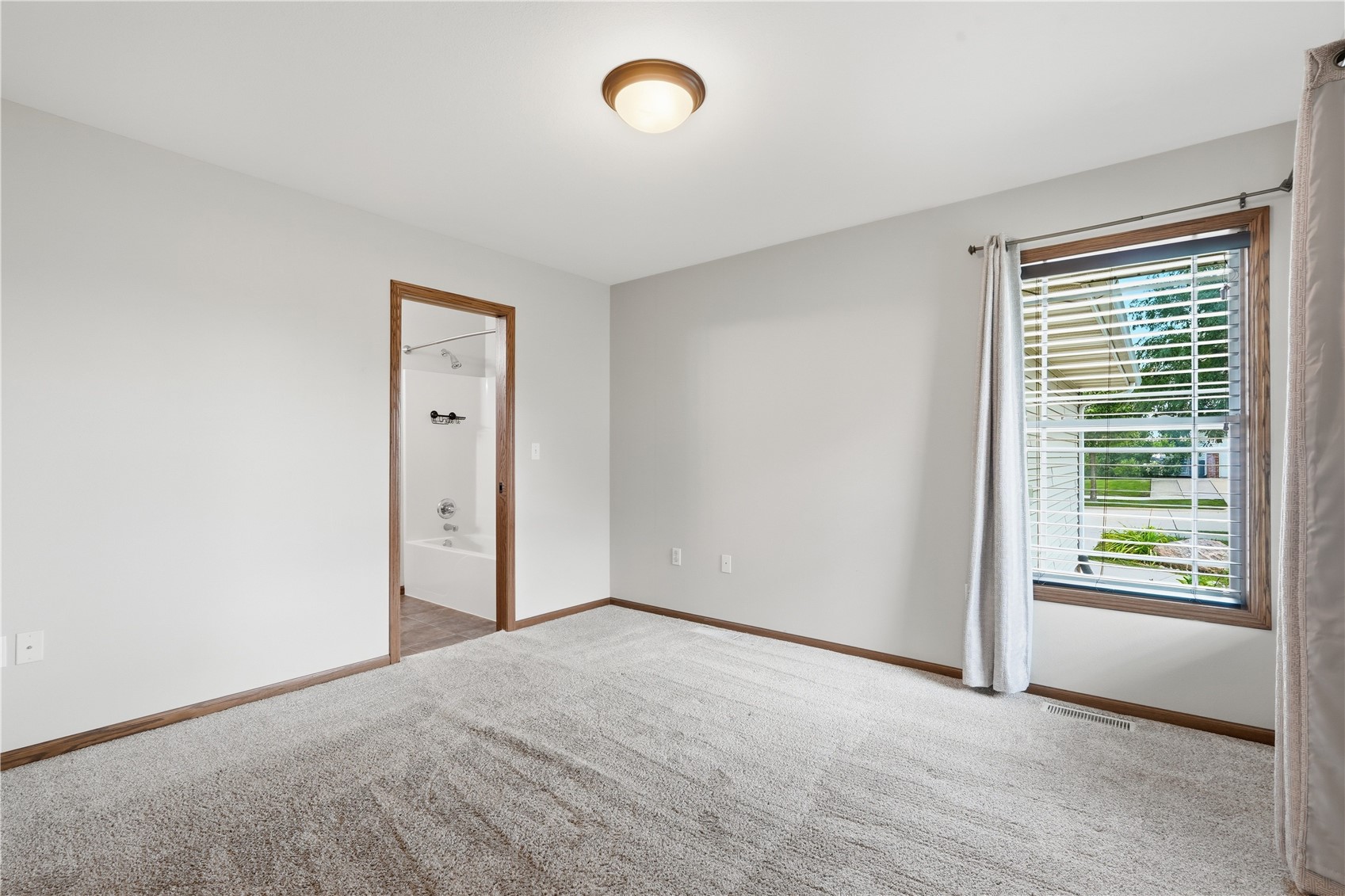 3238 Blackberry Circle SW Cedar Rapids IA 52404