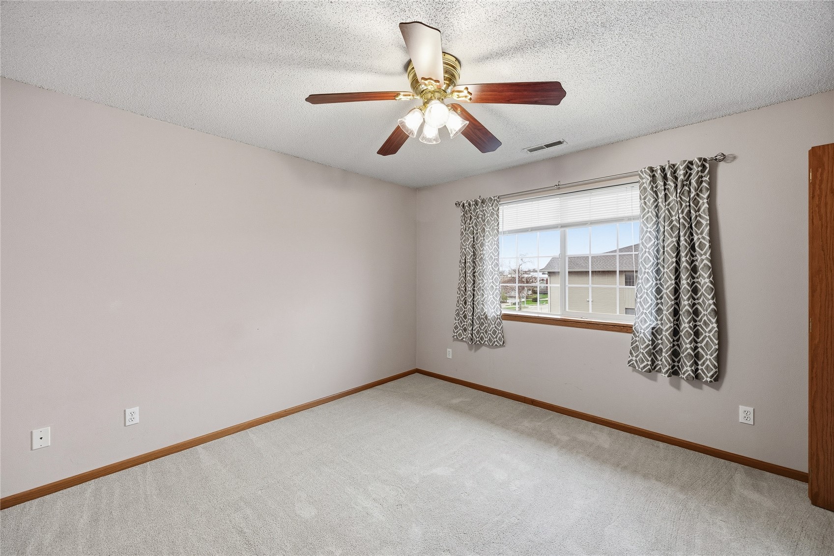 3060 Wilson Avenue SW Cedar Rapids IA 52404