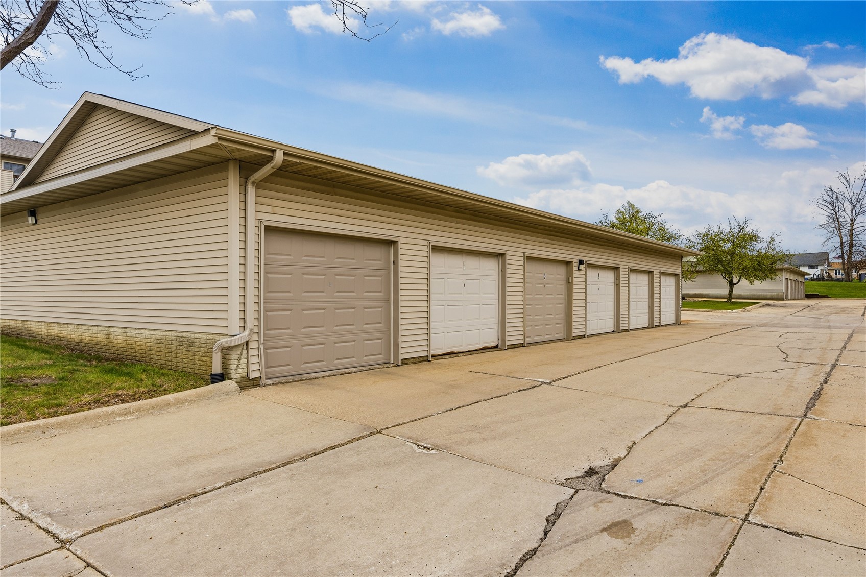 3060 Wilson Avenue SW Cedar Rapids IA 52404