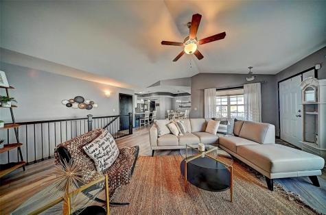 7502 Summerset Avenue NE Cedar Rapids IA 52402