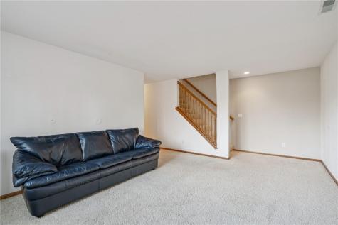 396 Teakwood Lane NE Cedar Rapids IA 52402