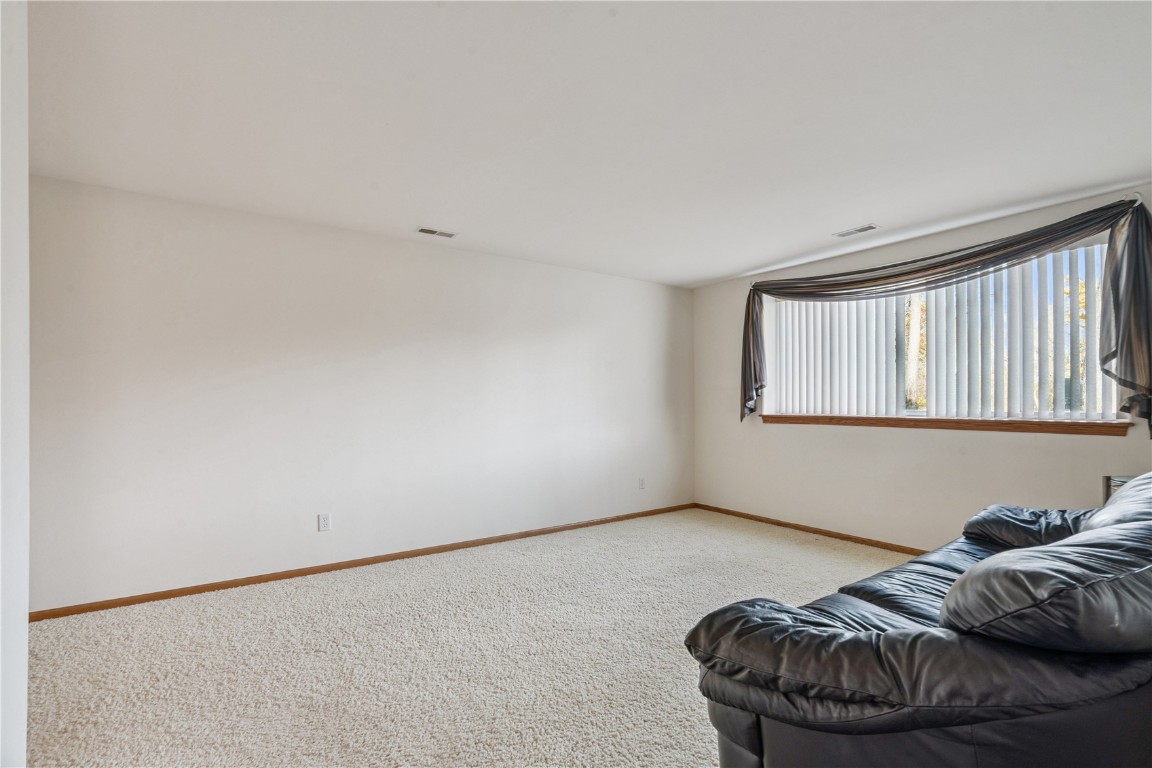 396 Teakwood Lane NE Cedar Rapids IA 52402