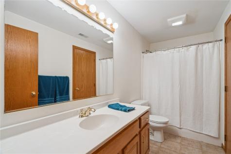 396 Teakwood Lane NE Cedar Rapids IA 52402