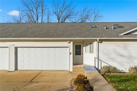 396 Teakwood Lane NE Cedar Rapids IA 52402