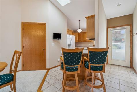 396 Teakwood Lane NE Cedar Rapids IA 52402