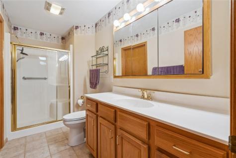 396 Teakwood Lane NE Cedar Rapids IA 52402