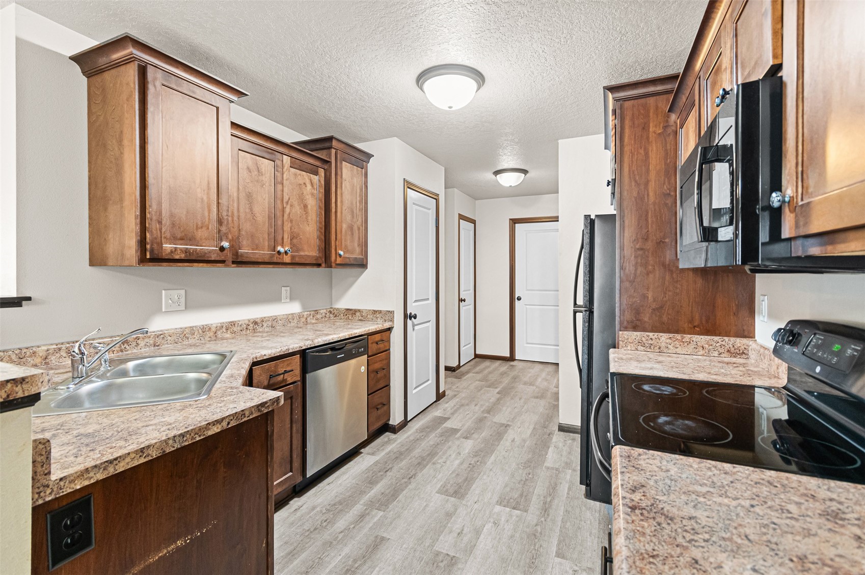 1633 Burr Drive North Liberty IA 52317