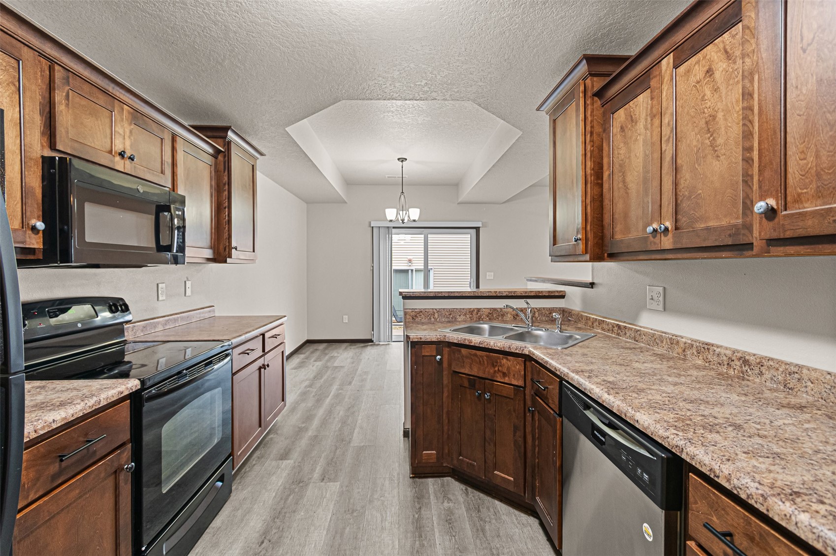 1633 Burr Drive North Liberty IA 52317