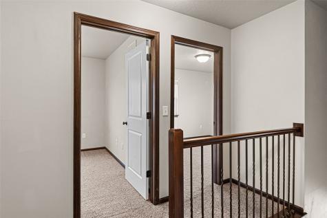 1633 Burr Drive North Liberty IA 52317