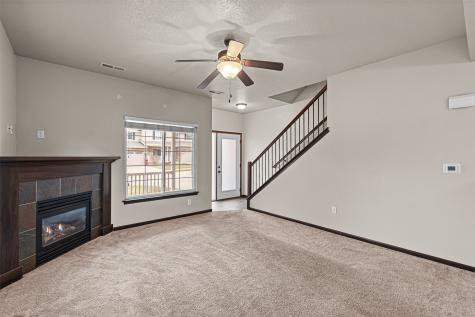 1633 Burr Drive North Liberty IA 52317