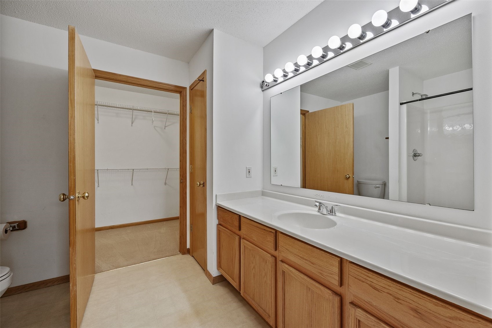 1055 74th Street NE Cedar Rapids IA 52402