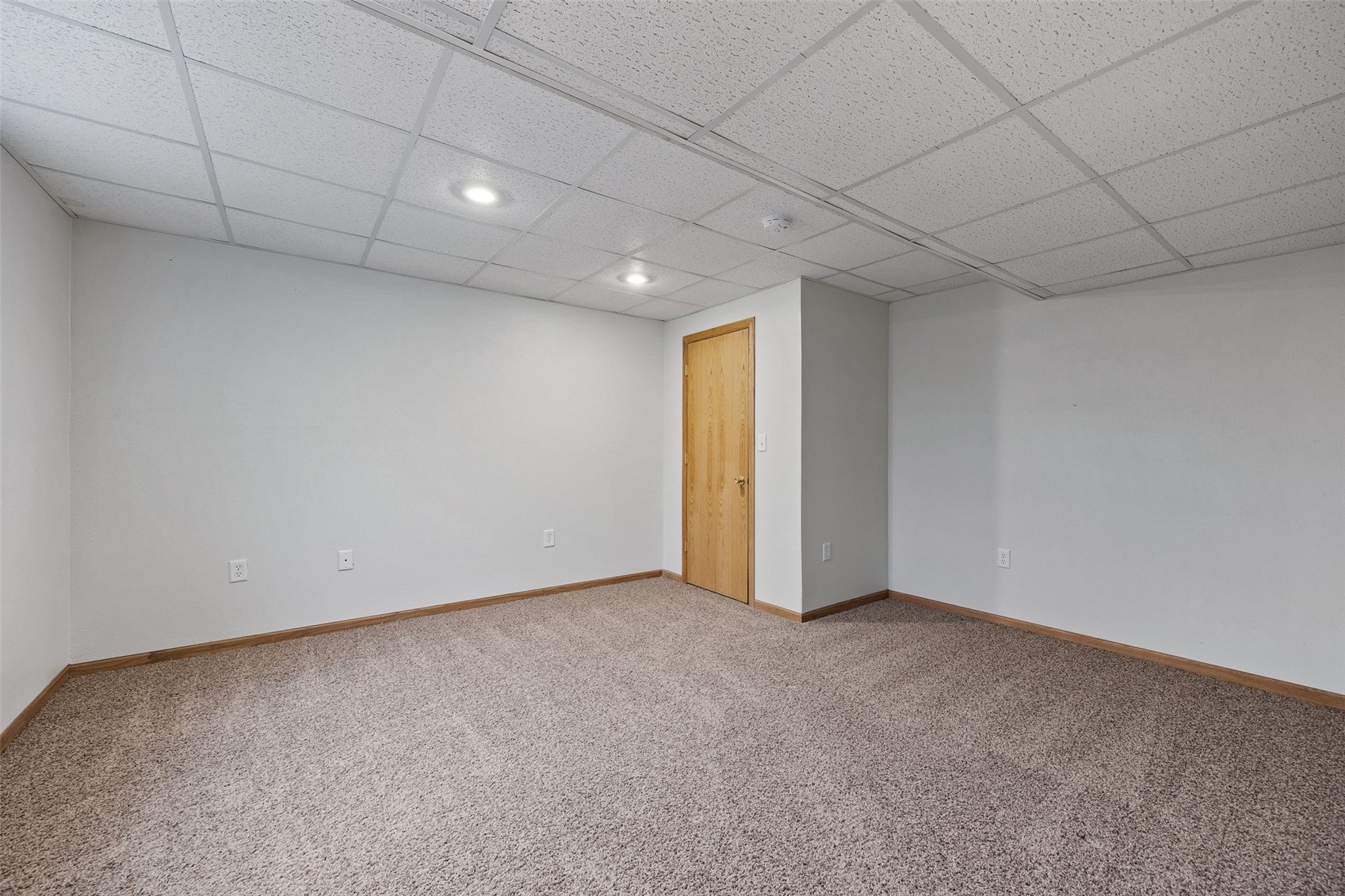 1055 74th Street NE Cedar Rapids IA 52402