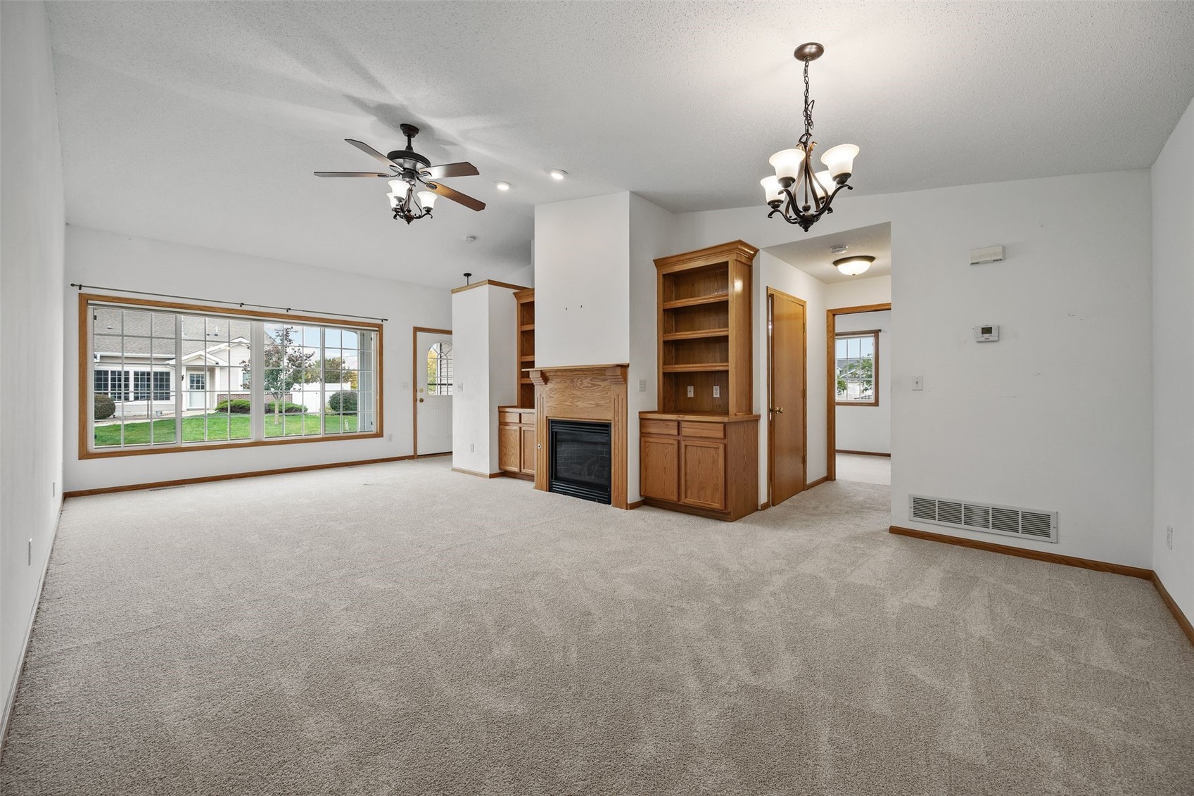 1055 74th Street NE Cedar Rapids IA 52402