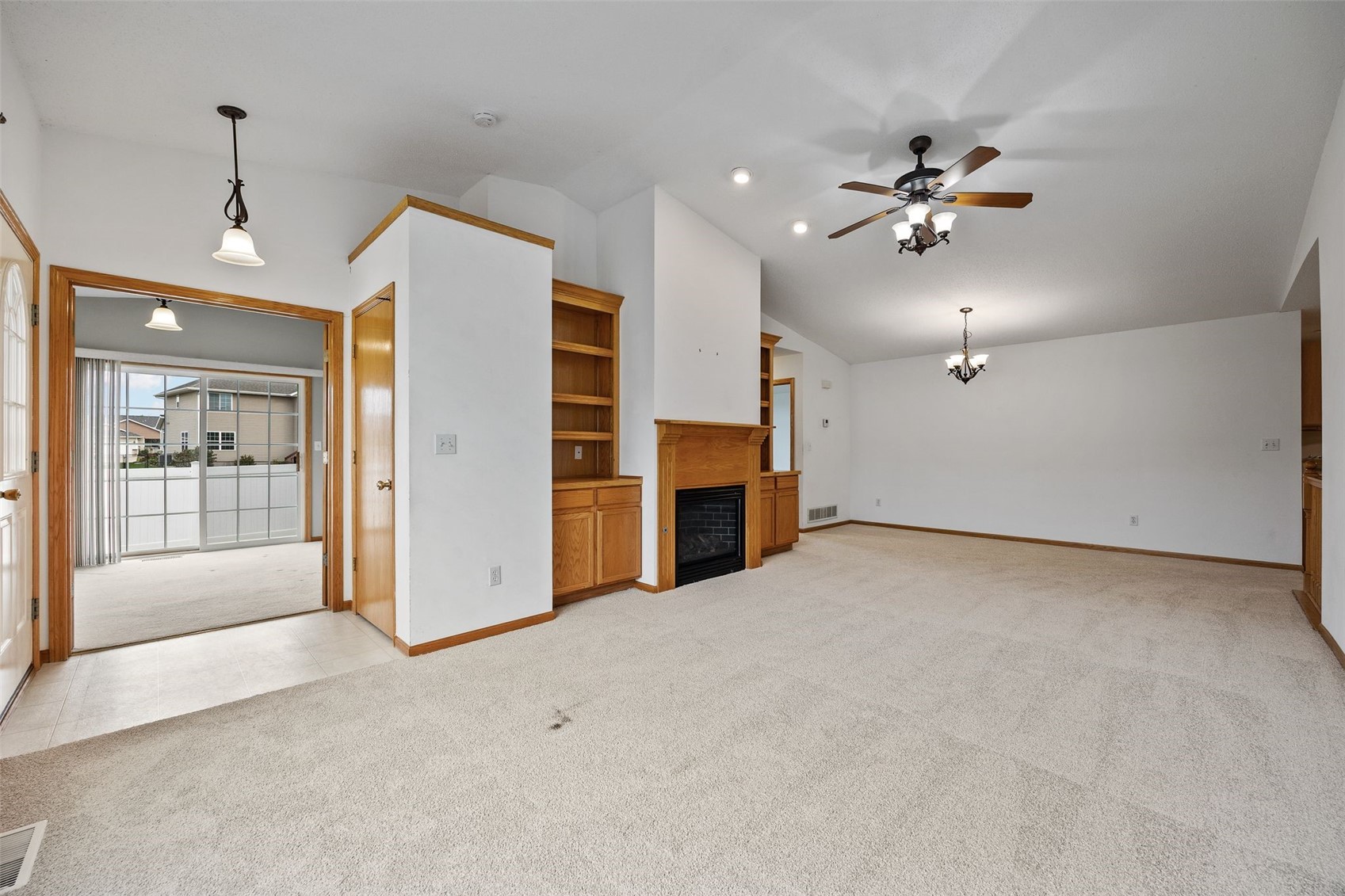 1055 74th Street NE Cedar Rapids IA 52402