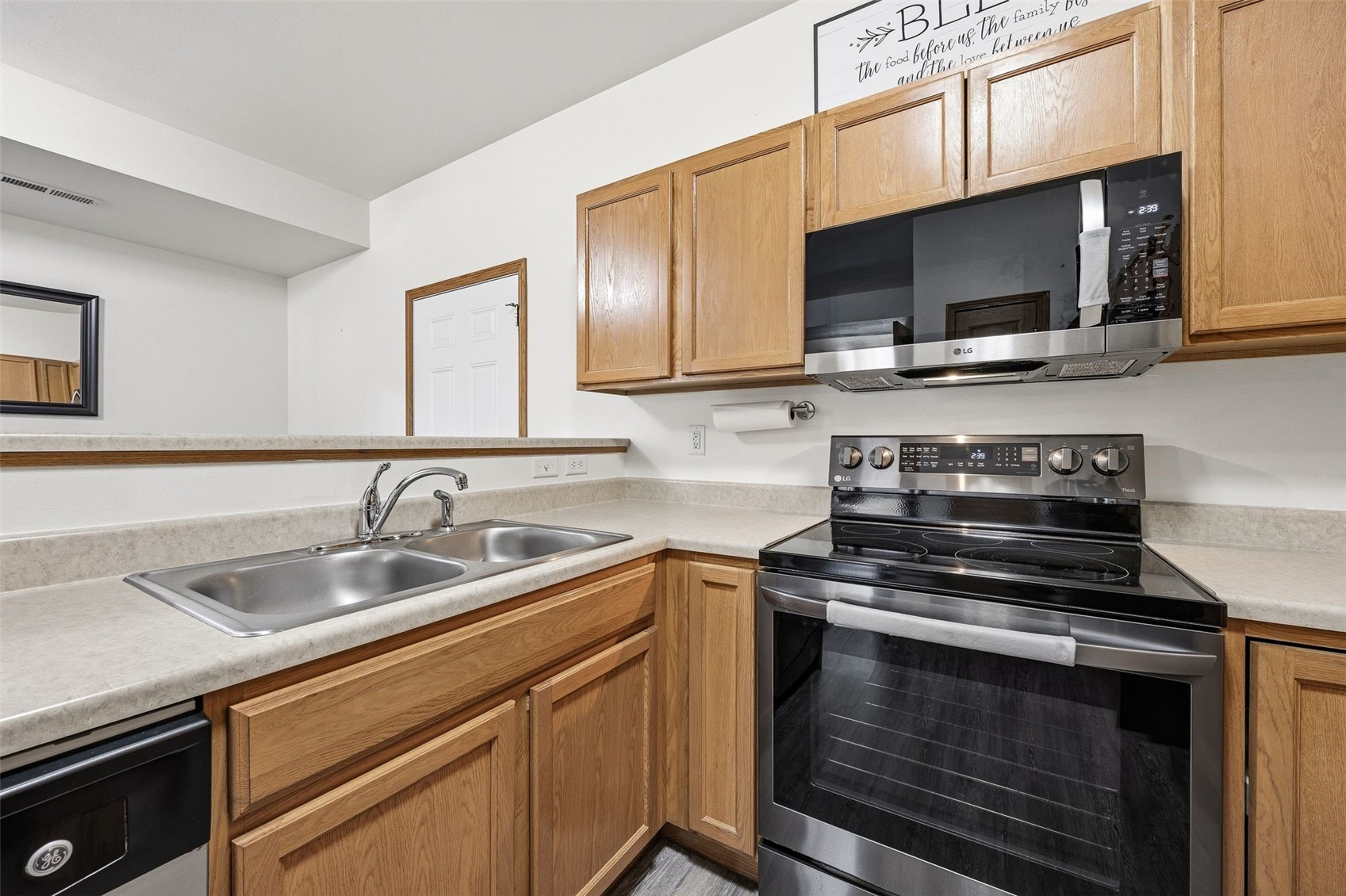 2628 Pinto Lane Iowa City IA 52240