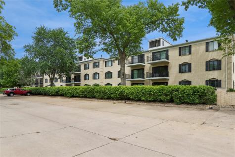 150 Thompson Drive SE Cedar Rapids IA 52403