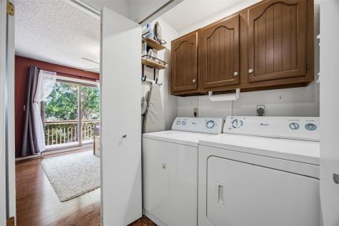 410 Hawaii Court Iowa City IA 52246