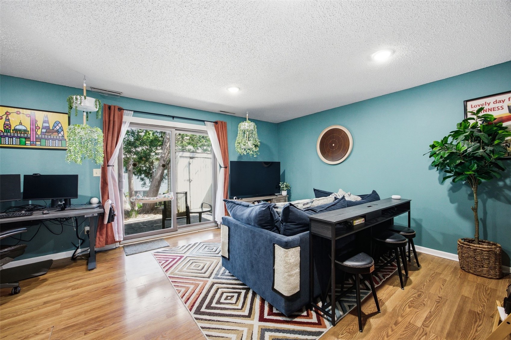 410 Hawaii Court Iowa City IA 52246