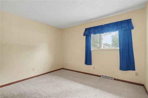 1721 Applewood Place NE Cedar Rapids IA 52402