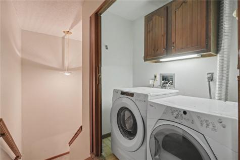 1721 Applewood Place NE Cedar Rapids IA 52402