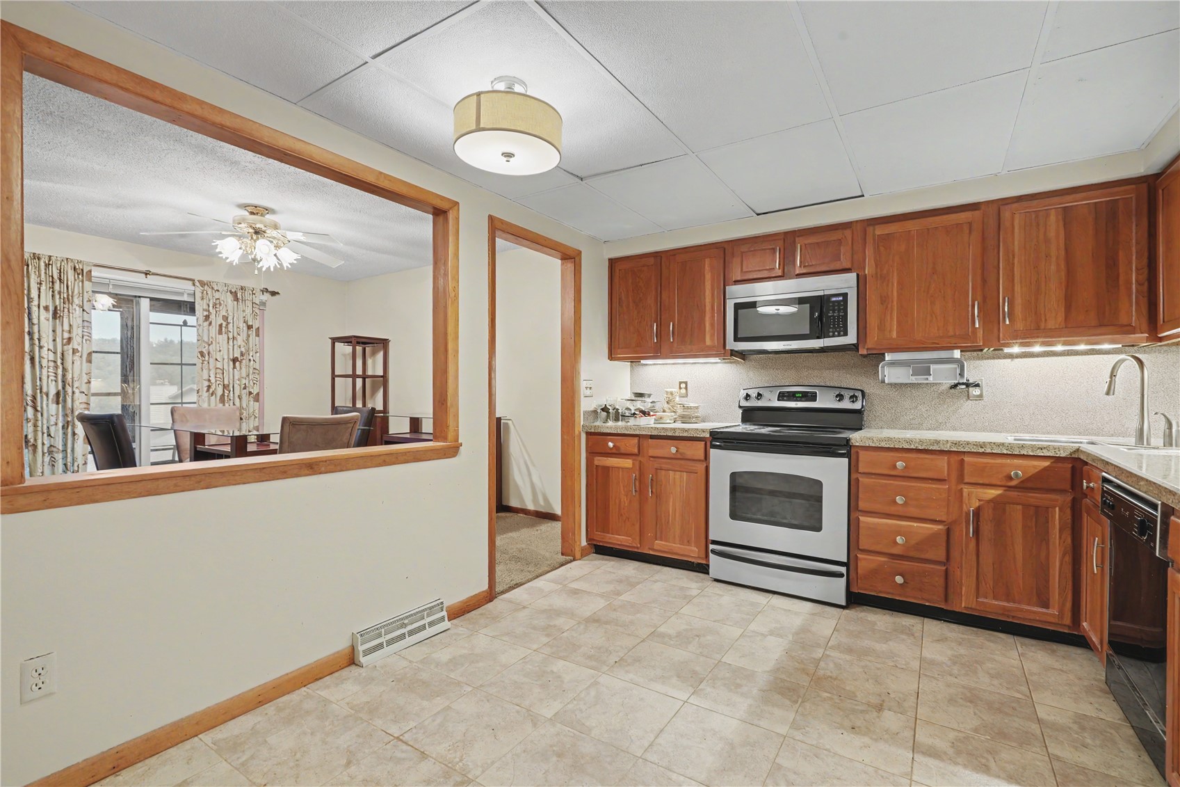 1721 Applewood Place NE Cedar Rapids IA 52402