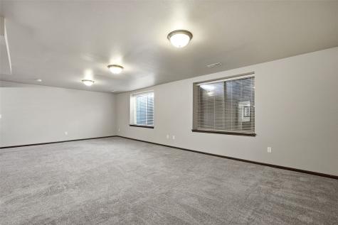 1132 Redbud Avenue Tiffin IA 52340