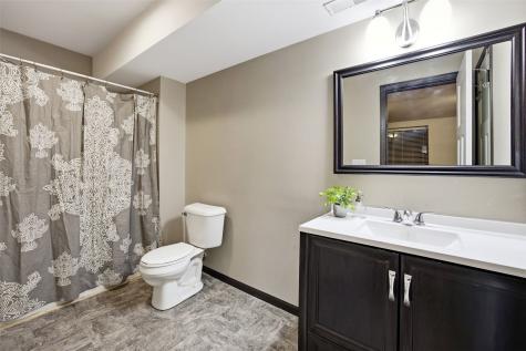 1132 Redbud Avenue Tiffin IA 52340