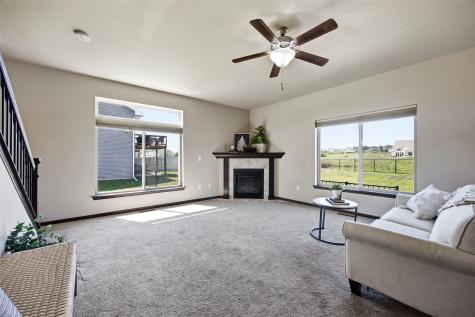 1132 Redbud Avenue Tiffin IA 52340