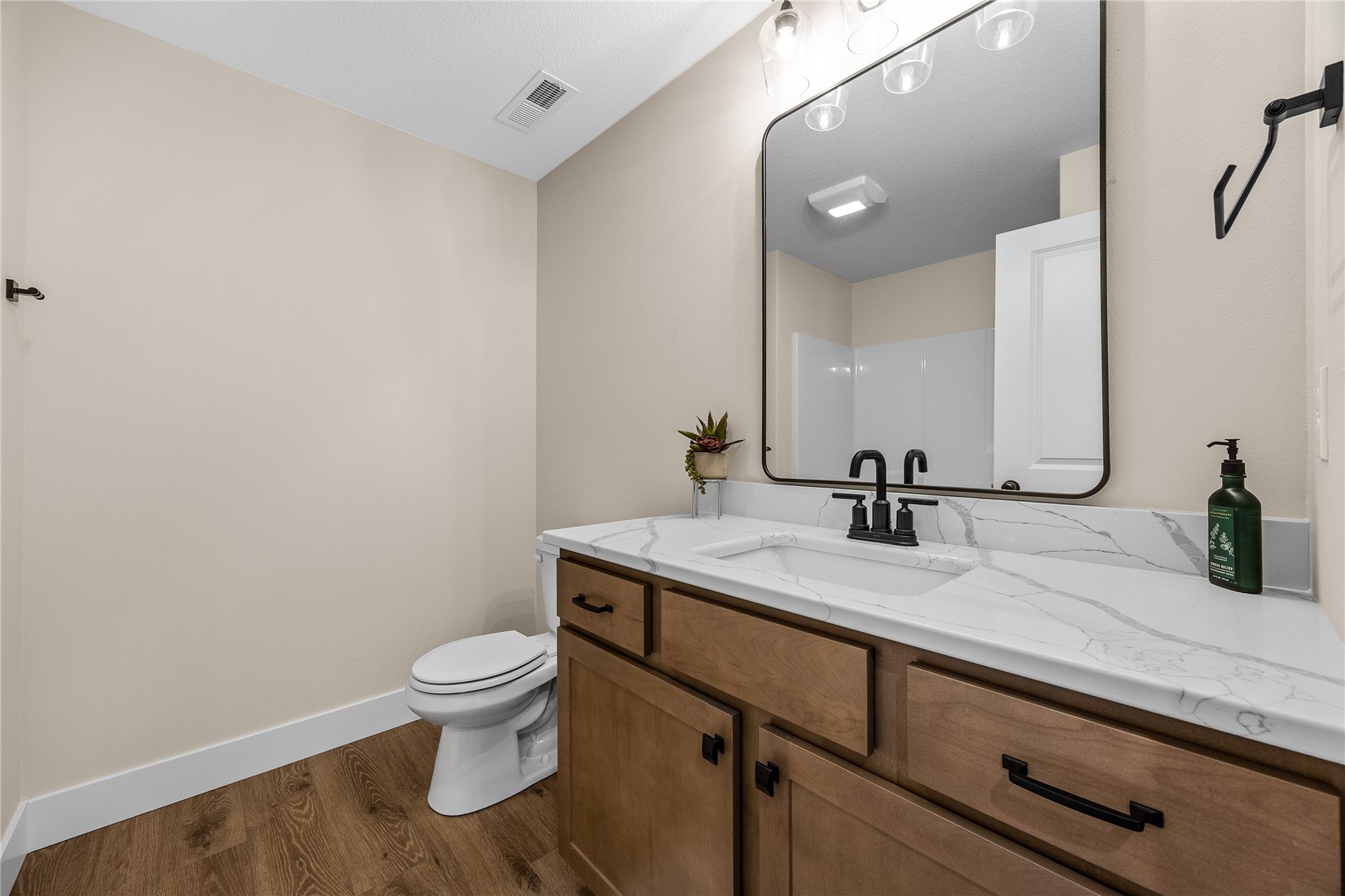 413 15th Avenue SW Mt Vernon IA 52314