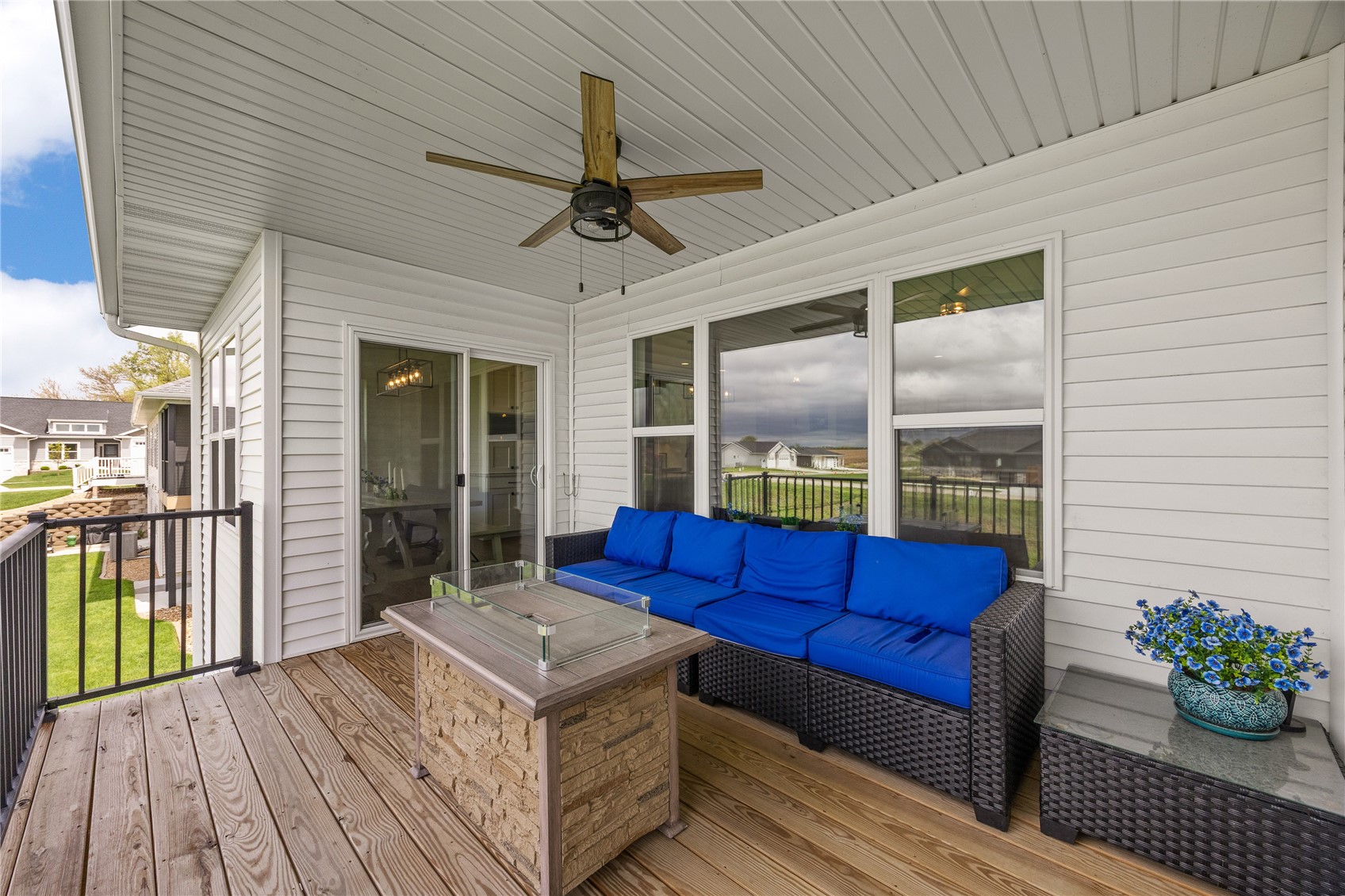 413 15th Avenue SW Mt Vernon IA 52314