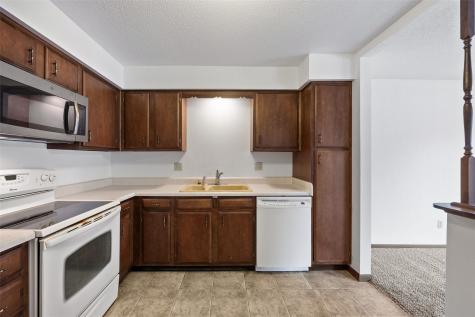 849 Kerry Lane SE Cedar Rapids IA 52403