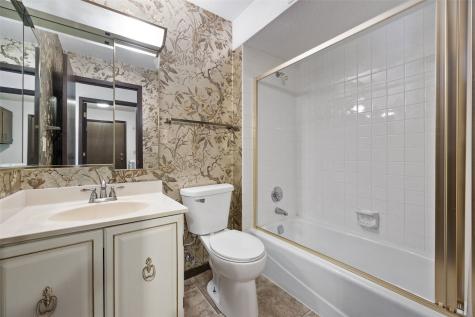 849 Kerry Lane SE Cedar Rapids IA 52403