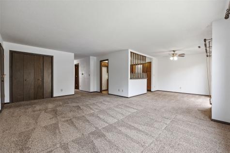 849 Kerry Lane SE Cedar Rapids IA 52403