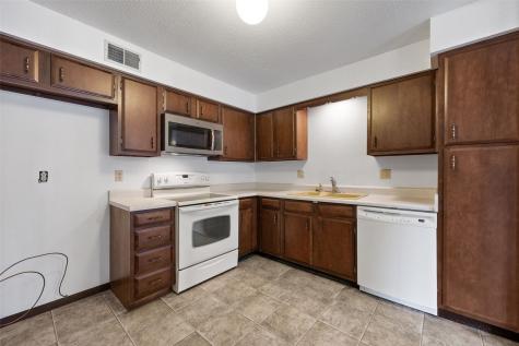 849 Kerry Lane SE Cedar Rapids IA 52403