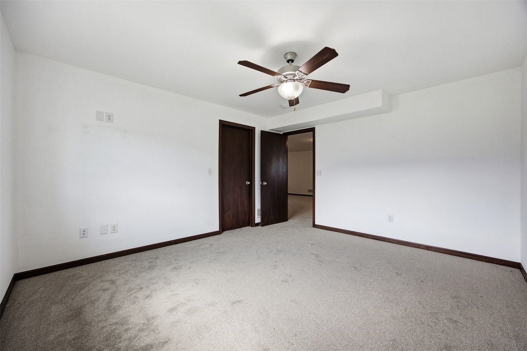 1135 Redbud Avenue Tiffin IA 52340