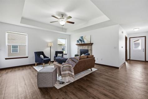 1135 Redbud Avenue Tiffin IA 52340
