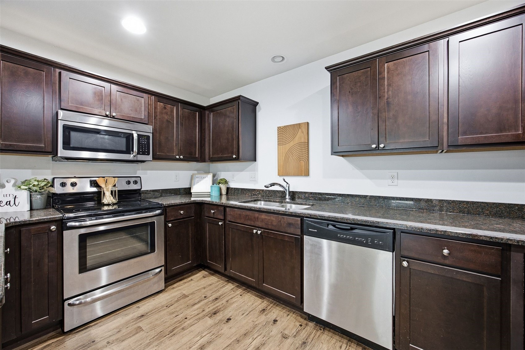 1135 Redbud Avenue Tiffin IA 52340