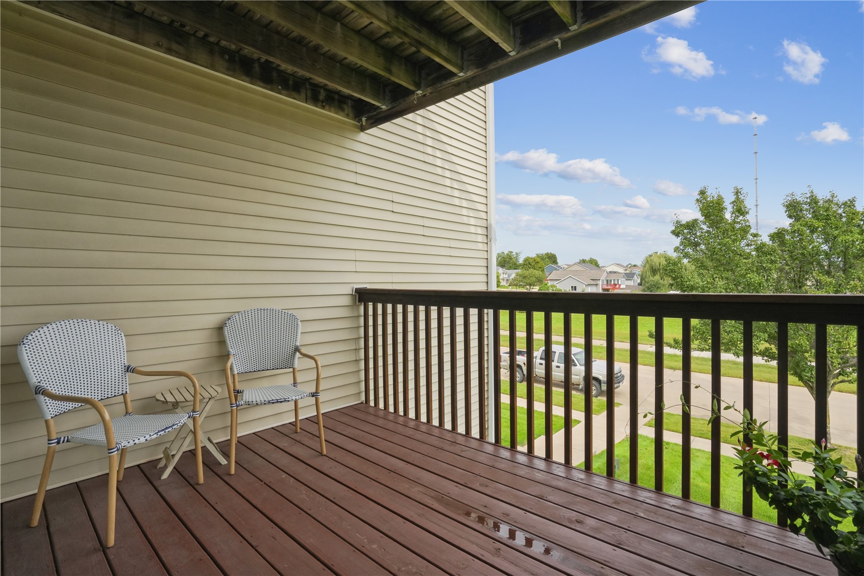 6715 Creekside Drive NE Cedar Rapids IA 52402