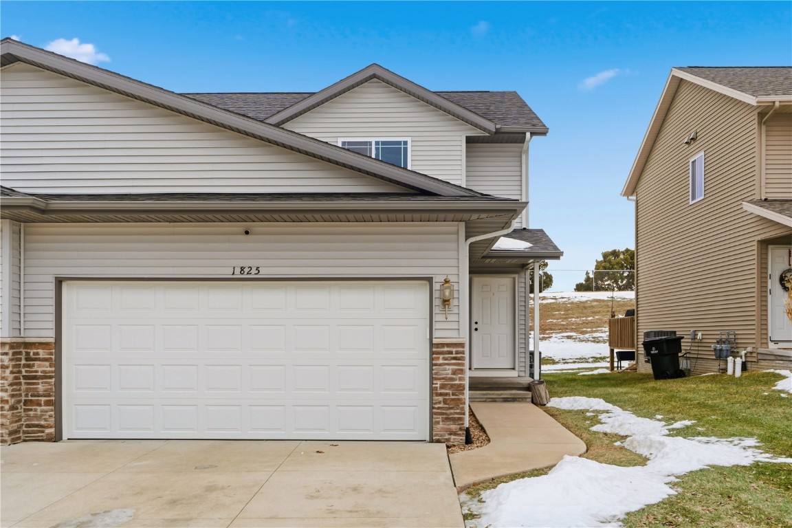 1825 Rosehill Drive SW Cedar Rapids IA 52404