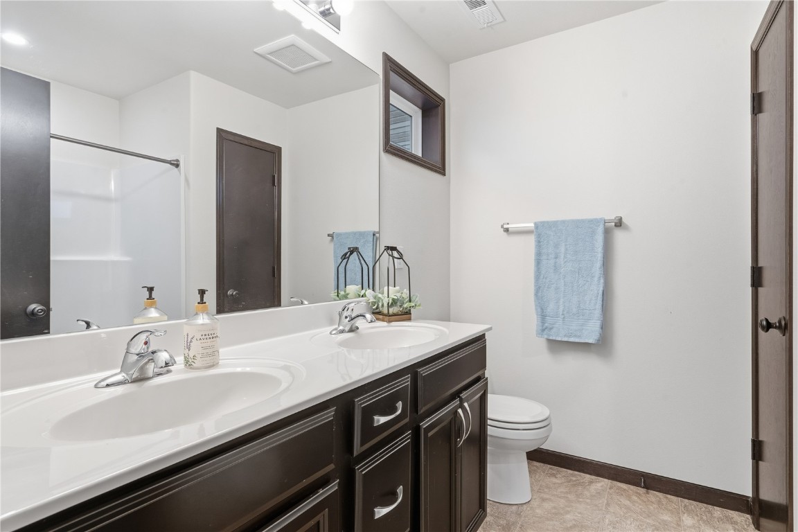 1825 Rosehill Drive SW Cedar Rapids IA 52404