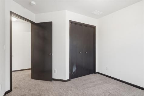 1825 Rosehill Drive SW Cedar Rapids IA 52404