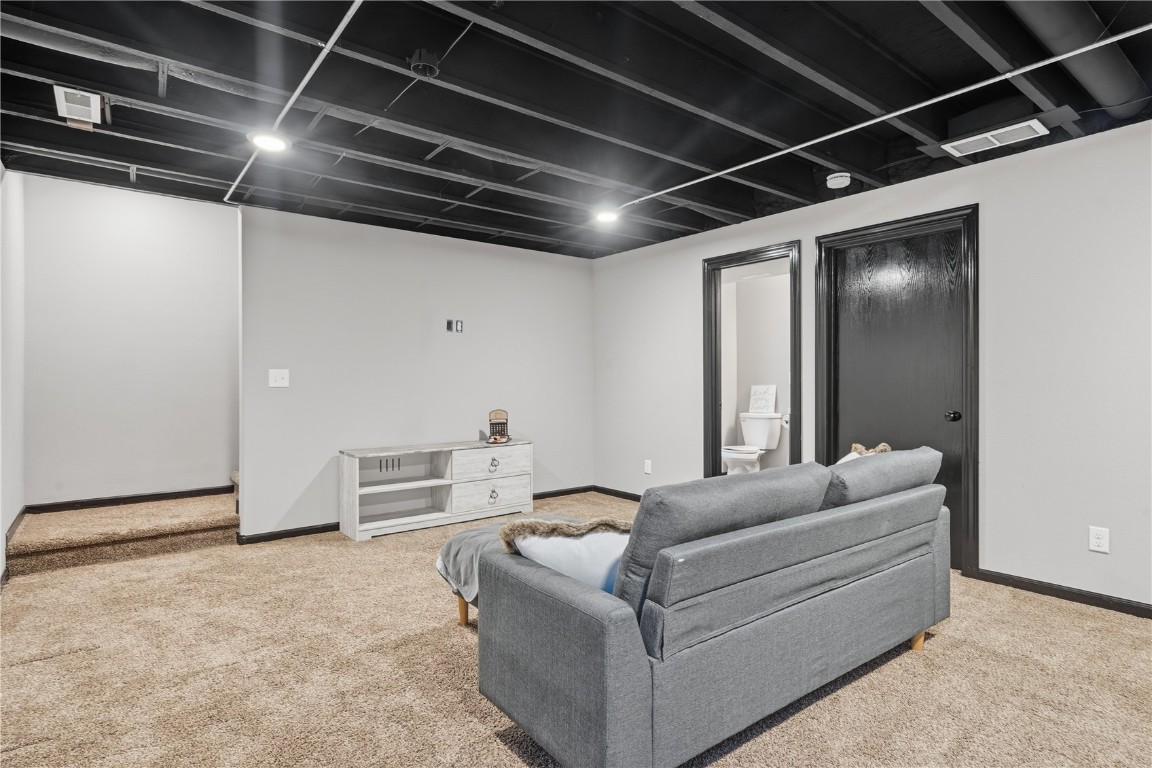 1825 Rosehill Drive SW Cedar Rapids IA 52404