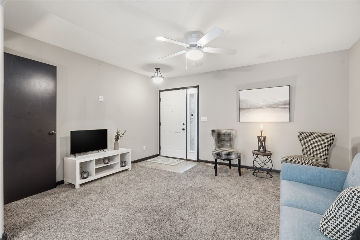 1825 Rosehill Drive SW Cedar Rapids IA 52404