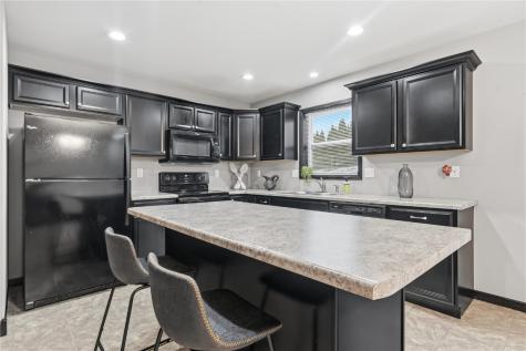 1825 Rosehill Drive SW Cedar Rapids IA 52404