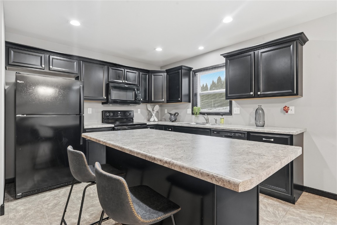 1825 Rosehill Drive SW Cedar Rapids IA 52404