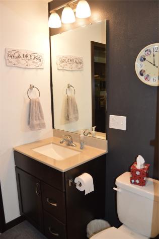 4322 Banar Avenue SW Cedar Rapids IA 52404