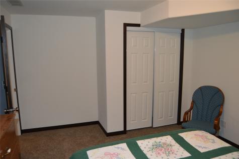 4322 Banar Avenue SW Cedar Rapids IA 52404