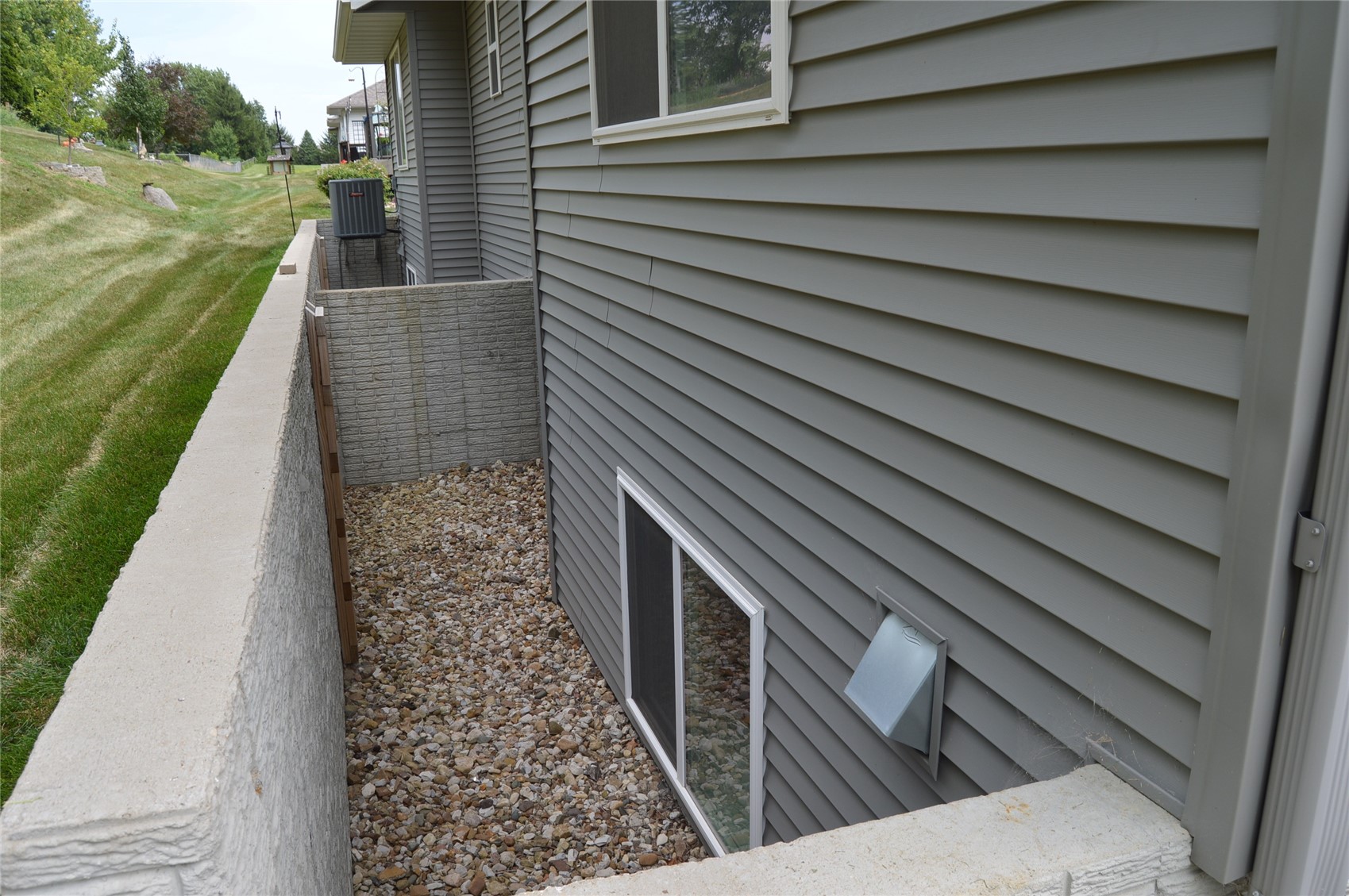 4322 Banar Avenue SW Cedar Rapids IA 52404