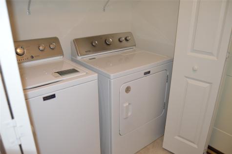 4322 Banar Avenue SW Cedar Rapids IA 52404